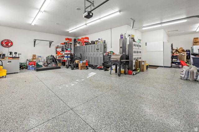 1542 S VALLEY VIEW DR, Perry, UT 84302