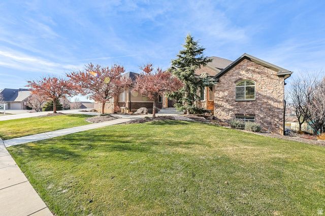 1542 S VALLEY VIEW DR, Perry, UT 84302