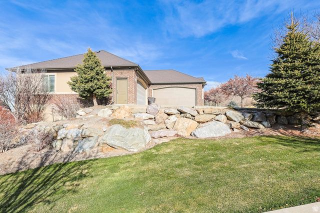 1542 S VALLEY VIEW DR, Perry, UT 84302