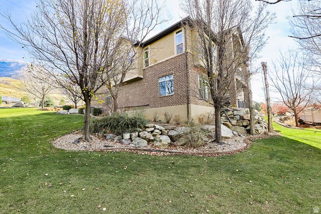 1542 S VALLEY VIEW DR, Perry, UT 84302