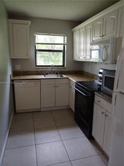 5060 Sanctuary Way E, West Palm Beach, FL 33417