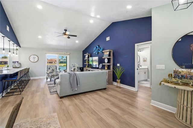 8712 53RD AVENUE W, Bradenton, FL 34210