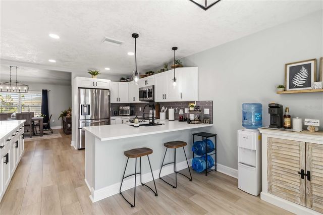 8712 53RD AVENUE W, Bradenton, FL 34210
