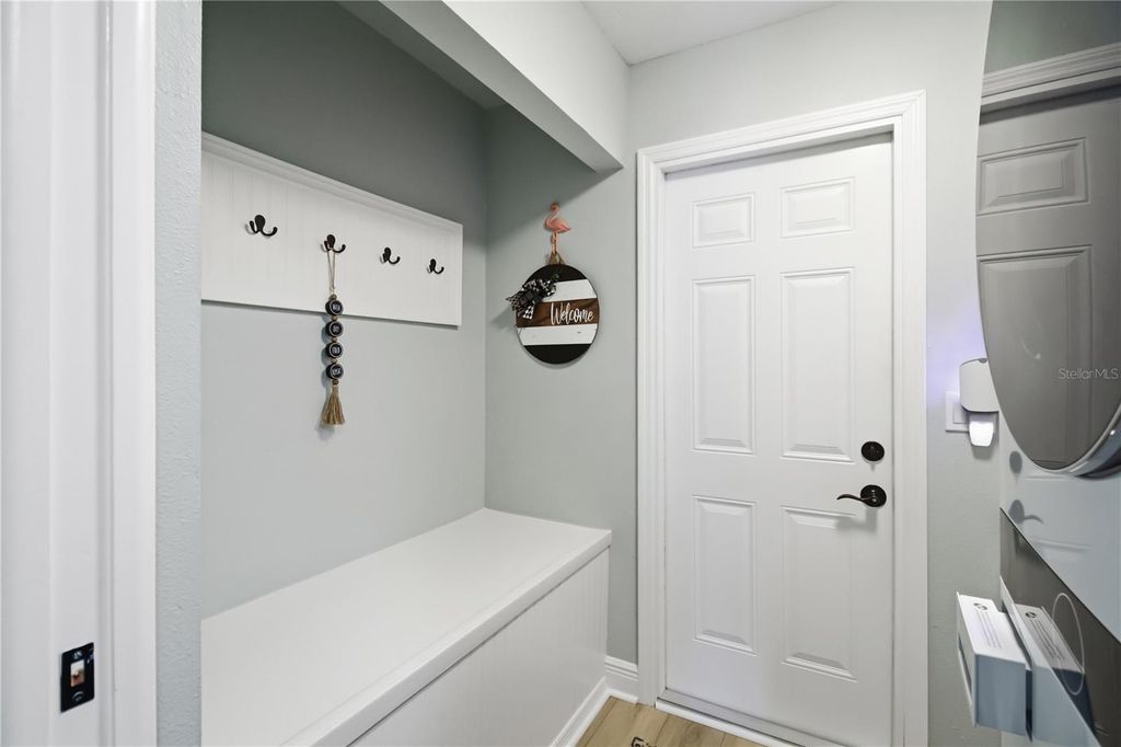 Image 35 of property listing at 8712 53RD AVENUE W, Bradenton, FL 34210