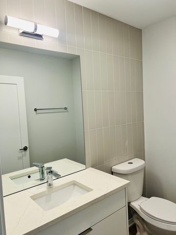 1103 N Monticello Avenue, Chicago, IL 60651