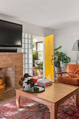 825 W WINTER PARK STREET, Orlando, FL 32804