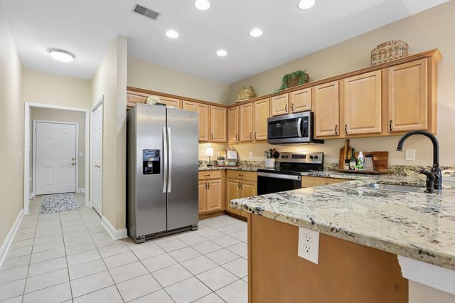 201 Wrennewood Ln, Franklin, TN 37064