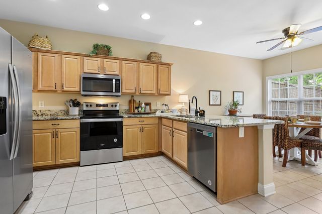 201 Wrennewood Ln, Franklin, TN 37064