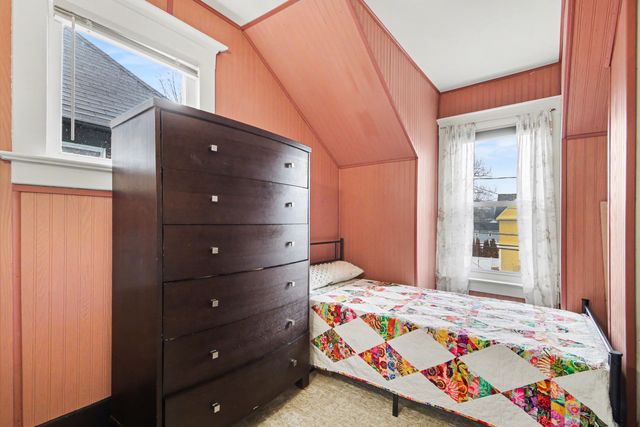 615 Logan Street SE, Grand Rapids, MI 49503