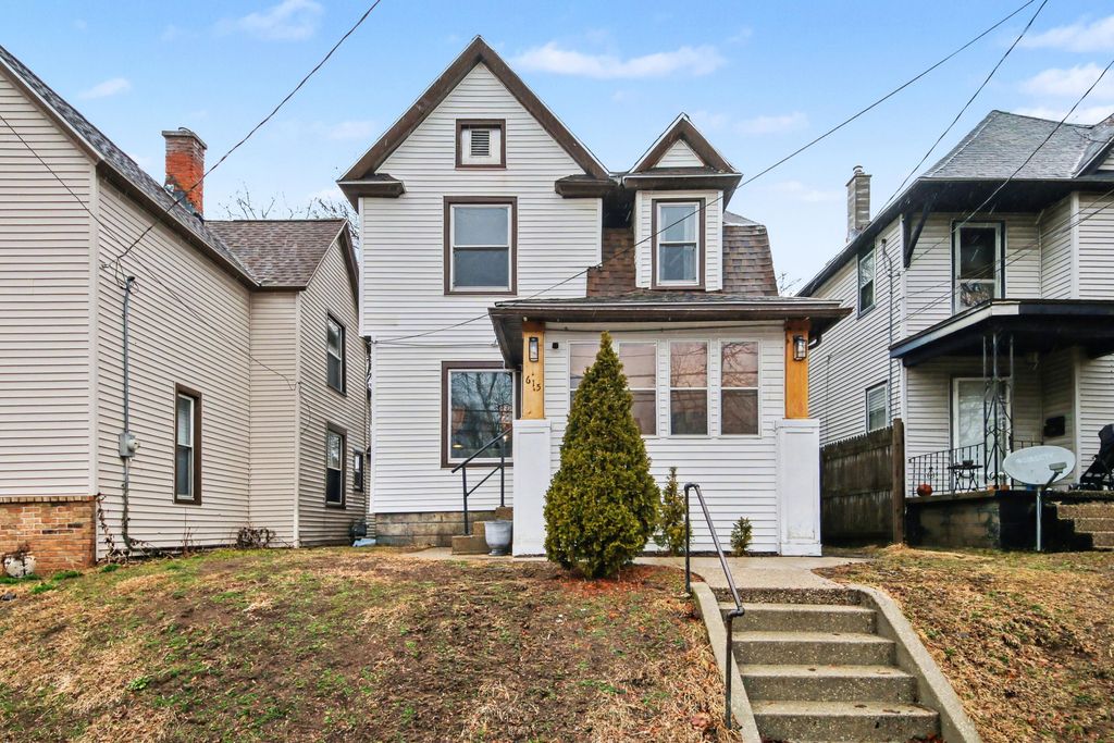 615 Logan Street SE, Grand Rapids, MI 49503