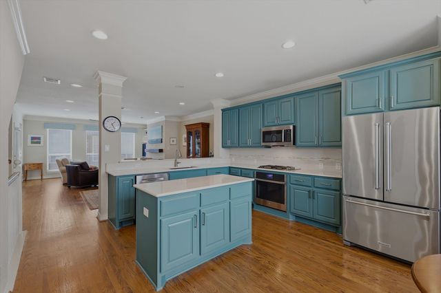 2619 Colby Street B, Dallas, TX 75204