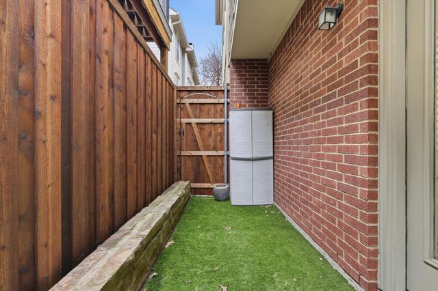 2619 Colby Street B, Dallas, TX 75204