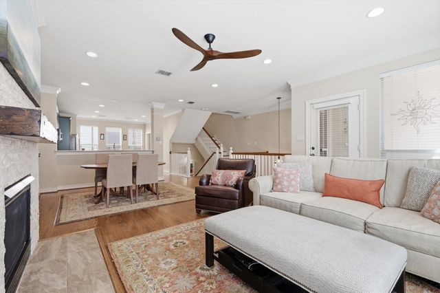 2619 Colby Street B, Dallas, TX 75204