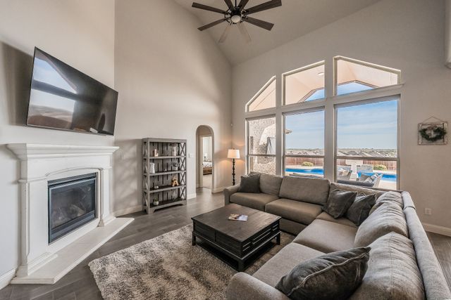 200 Welch Folly Lane, Aledo, TX 76008