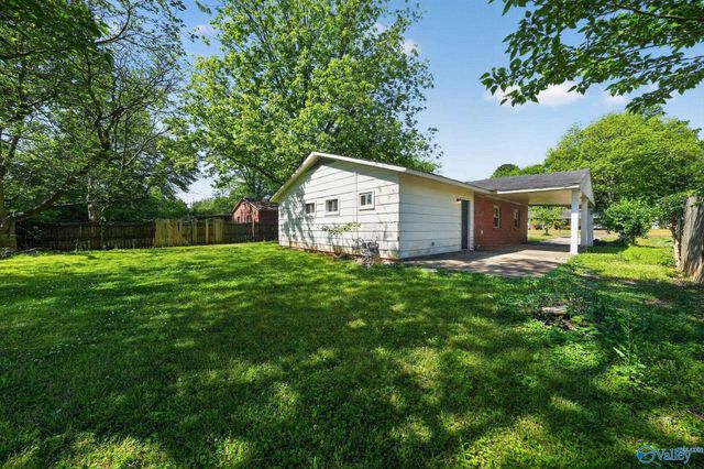 1004 8th Avenue SW, Decatur, AL 35601