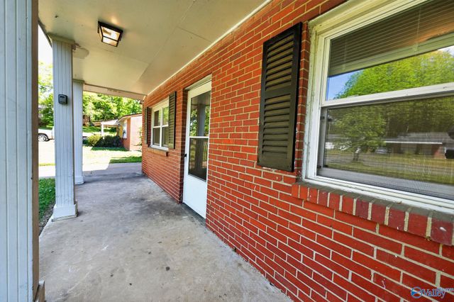 1004 8th Avenue SW, Decatur, AL 35601