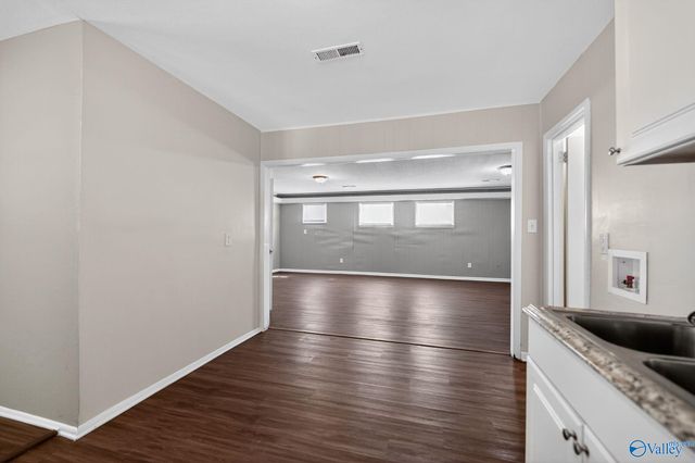 1004 8th Avenue SW, Decatur, AL 35601
