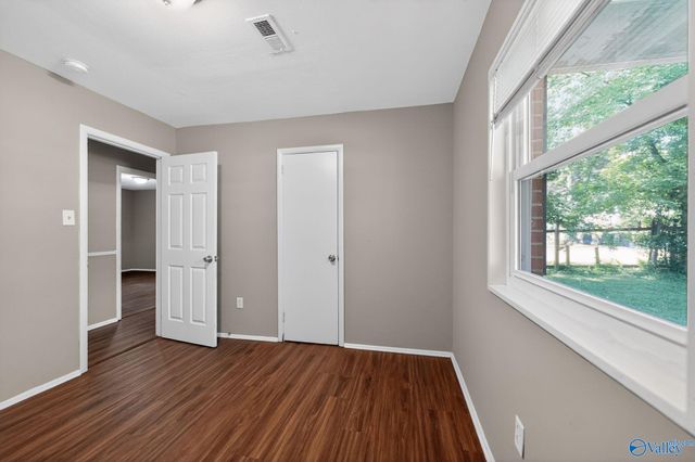 1004 8th Avenue SW, Decatur, AL 35601