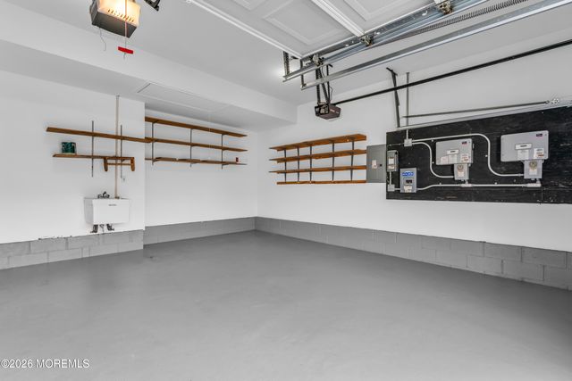 28 Florence Drive, Manchester, NJ 08759