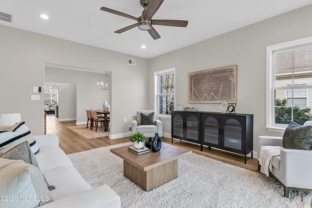 28 Florence Drive, Manchester, NJ 08759