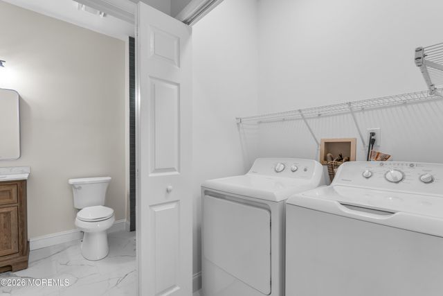 28 Florence Drive, Manchester, NJ 08759