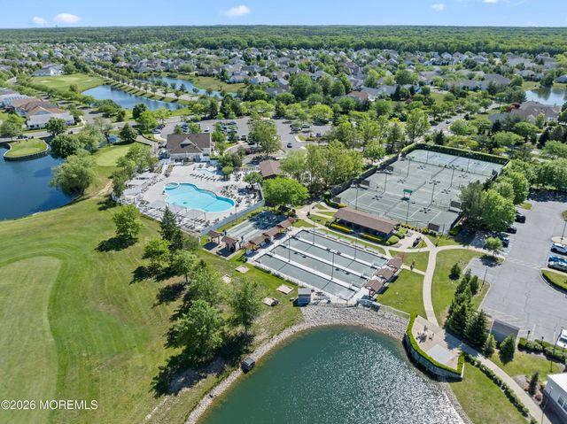 28 Florence Drive, Manchester, NJ 08759