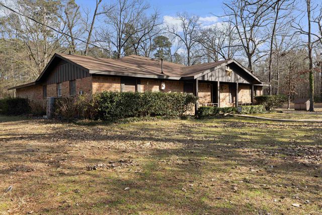 385 Connie Ln., Waskom, TX 75692