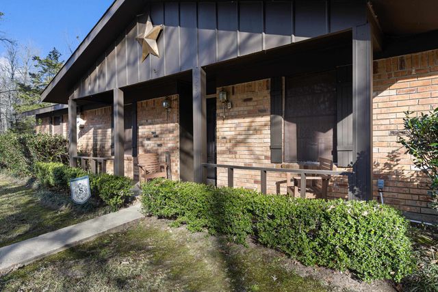 385 Connie Ln., Waskom, TX 75692