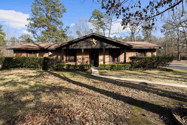 385 Connie Ln., Waskom, TX 75692