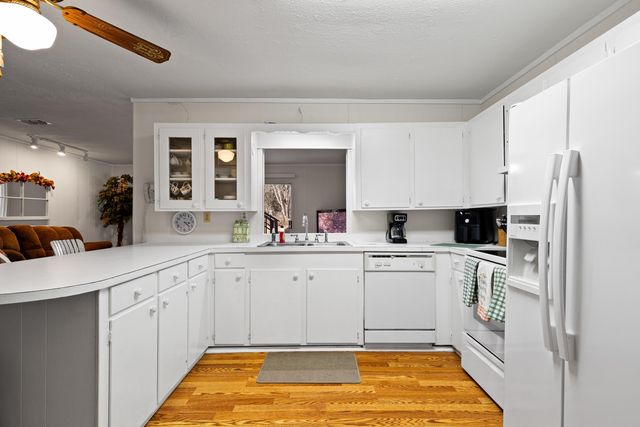 385 Connie Ln., Waskom, TX 75692