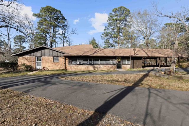 385 Connie Ln., Waskom, TX 75692