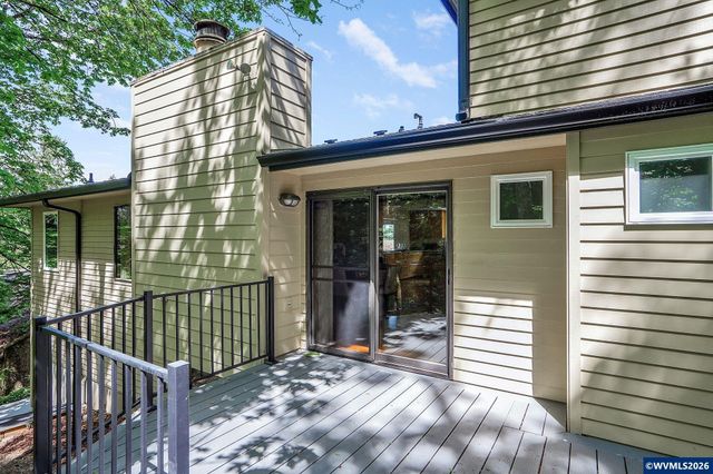 1866 Merritt St S, Salem, OR 97302