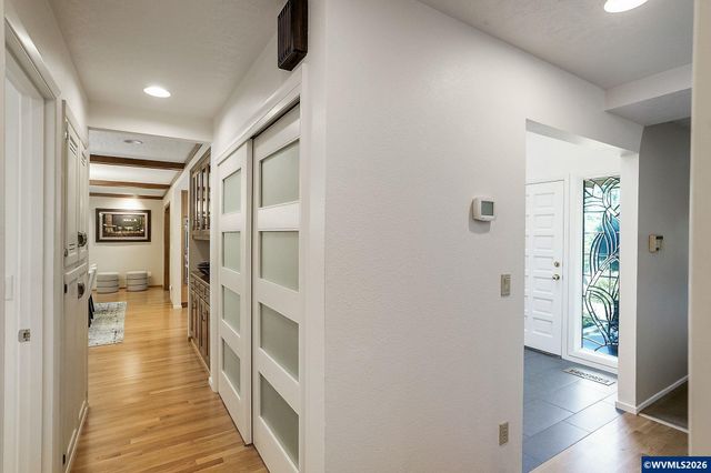 1866 Merritt St S, Salem, OR 97302