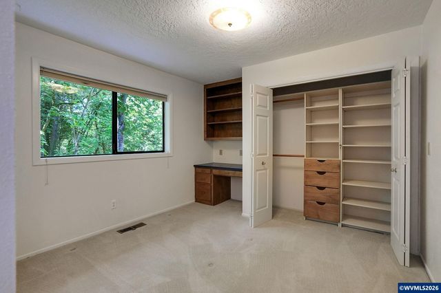 1866 Merritt St S, Salem, OR 97302