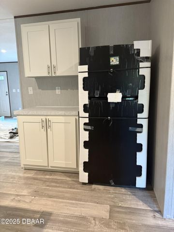 131 Franklin Drive, Hawthorne, FL 32640