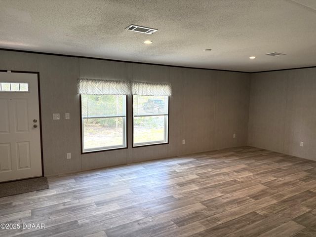 131 Franklin Drive, Hawthorne, FL 32640