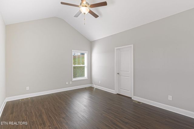 101 Littonberry St, Oak Ridge, TN 37830