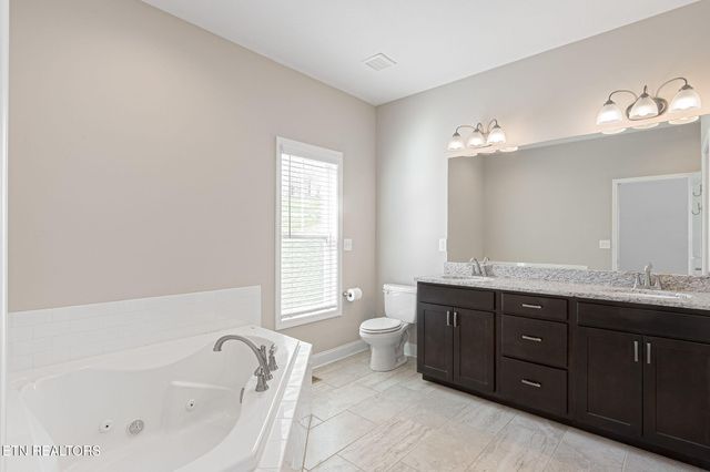 101 Littonberry St, Oak Ridge, TN 37830