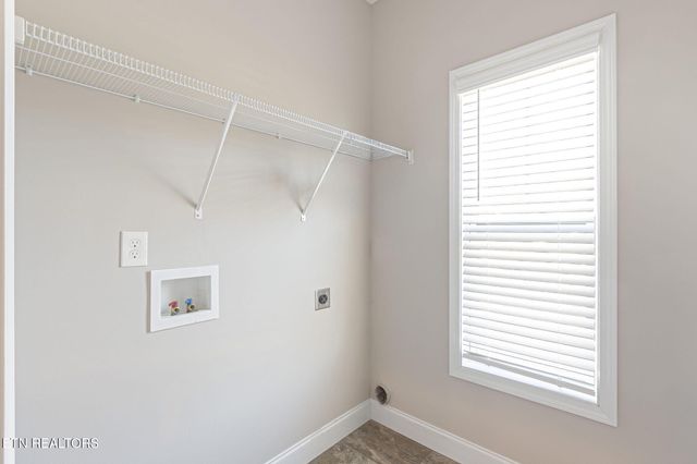 101 Littonberry St, Oak Ridge, TN 37830