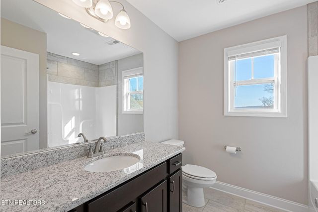 101 Littonberry St, Oak Ridge, TN 37830