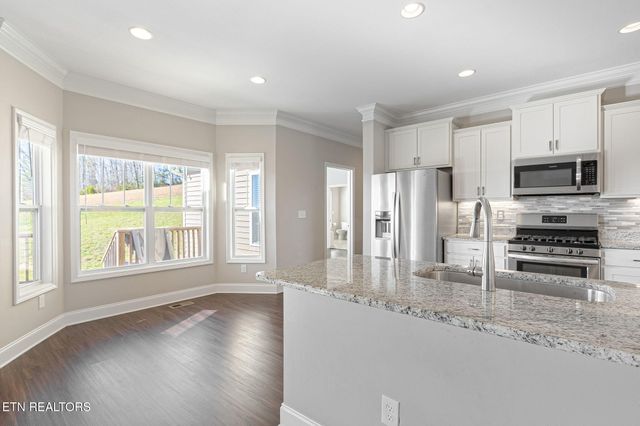 101 Littonberry St, Oak Ridge, TN 37830