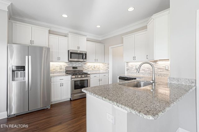 101 Littonberry St, Oak Ridge, TN 37830