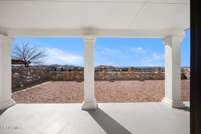 7328 Corona Del Sol Drive, El Paso, TX 79911