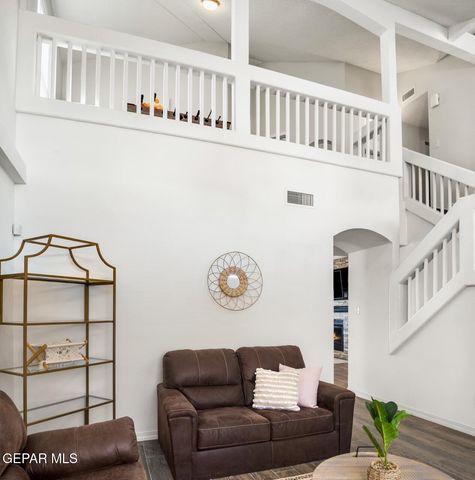 7328 Corona Del Sol Drive, El Paso, TX 79911