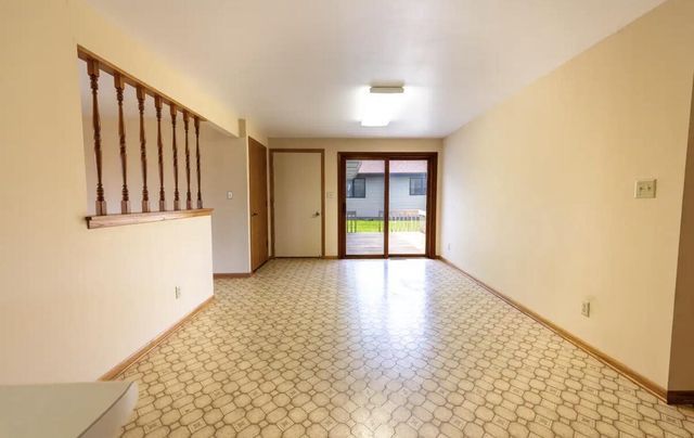 1816 Camelot BOULEVARD, Sheboygan, WI 53081
