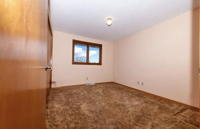 1816 Camelot BOULEVARD, Sheboygan, WI 53081