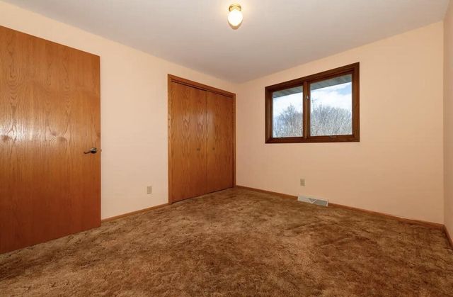 1816 Camelot BOULEVARD, Sheboygan, WI 53081
