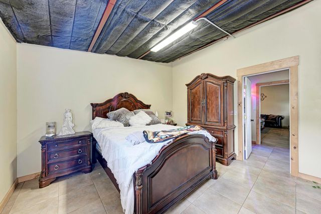 7800 County Road 210 RD, Bertram, TX 78605