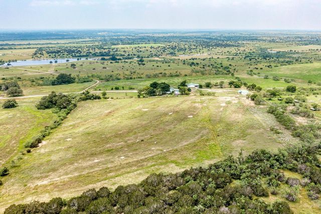 7800 County Road 210 RD, Bertram, TX 78605