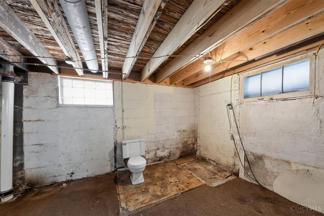 6823 Betts Avenue, North College Hill, OH 45239